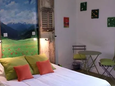 Auberge Des Penitents Les Mees photo